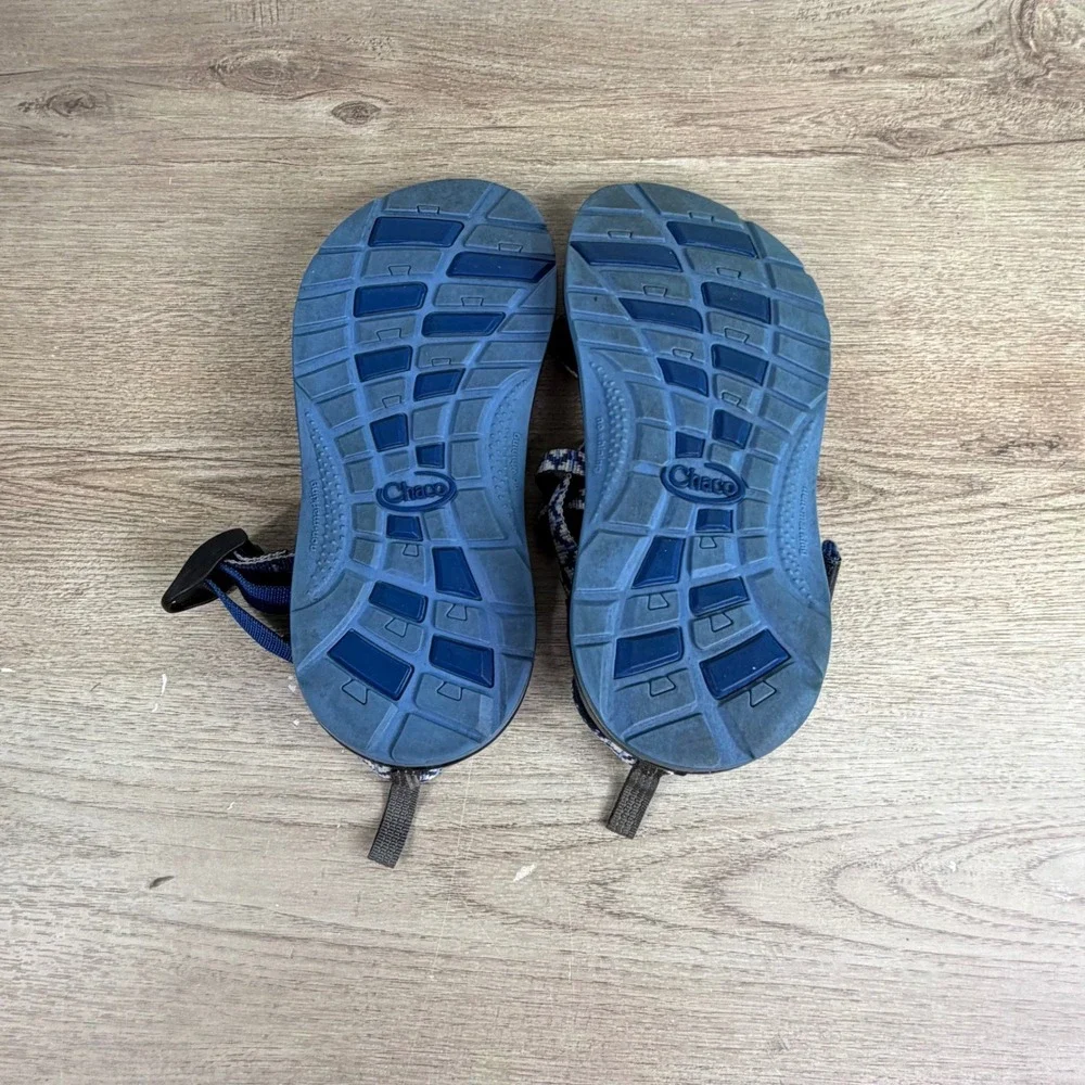 Chaco Z/1 Ecotread Kids Blue Chevron Strappy Hiking Sandals Size 2
